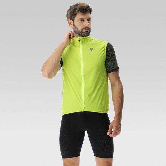 Actual product image UYN Masterwind running waistcoat (XL)