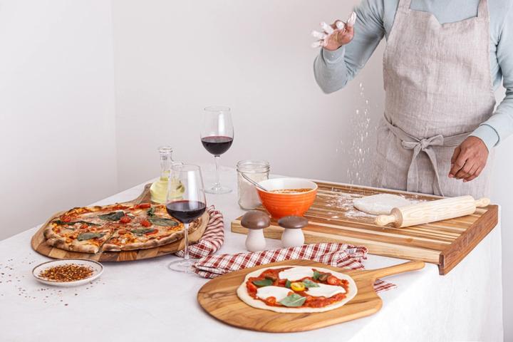 Produktbild TeakHaus Canoe Servierbrett Pizza mit Griff S