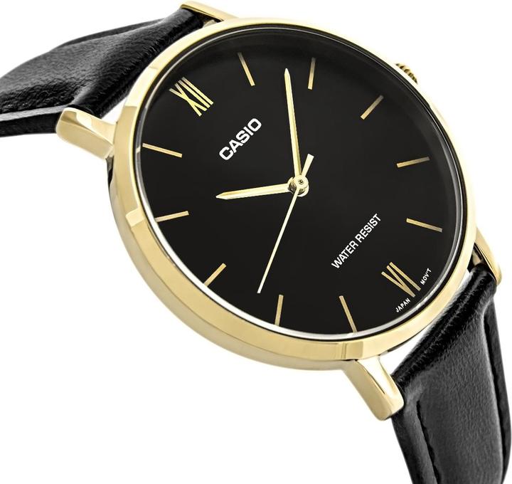 Produktbild G-Shock Damenuhr Casio (Ø 34 mm) (34 mm)