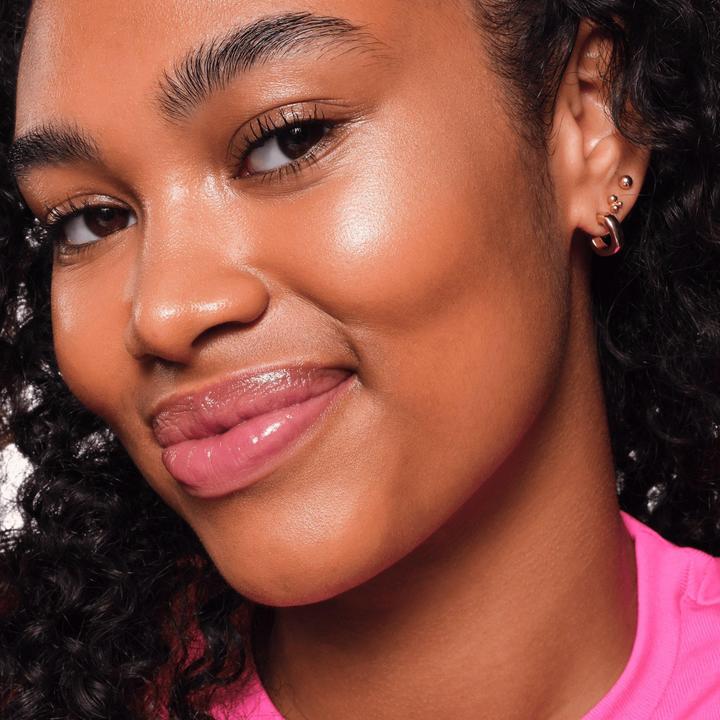 Actual product image essence BABY GOT GLOW highlighter stick (10 Golden Aura, Highlighter, 5.50 g)