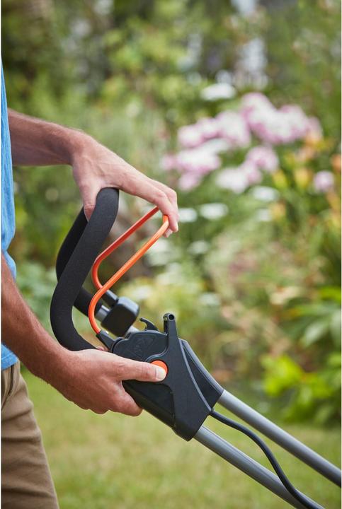 Actual product image Black & Decker BCMW33184L2 Kit (Rechargeable battery operated)