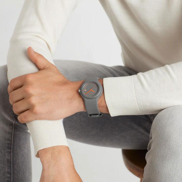 Image du produit M Watch Mondaine Maxi 42 (Montre analogique, Swiss Made, 42 mm)