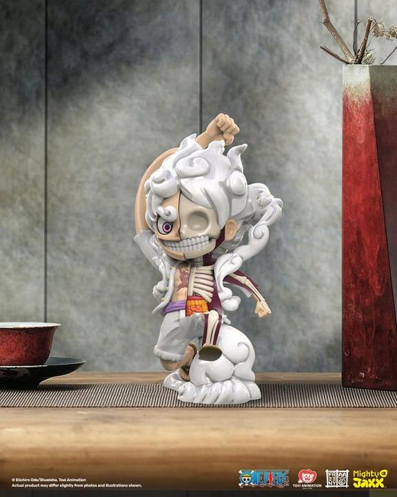 Actual product image Mighty Jaxx One Piece figurine XXRAY PLUS Luffy Gear 5 Edition 23 cm