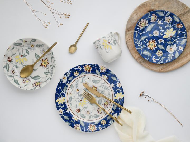 Actual product image CreaTable Odessa (16 pcs.)