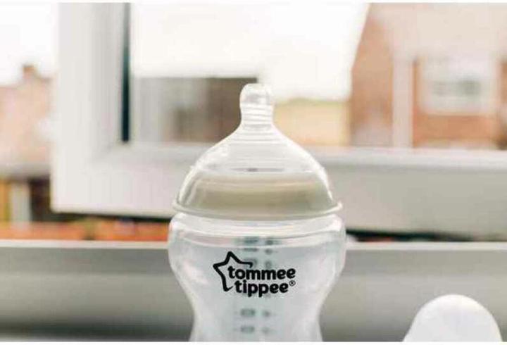 Produktbild Tommee Tippee Newborn Starter Set Babyflasche (150 ml)