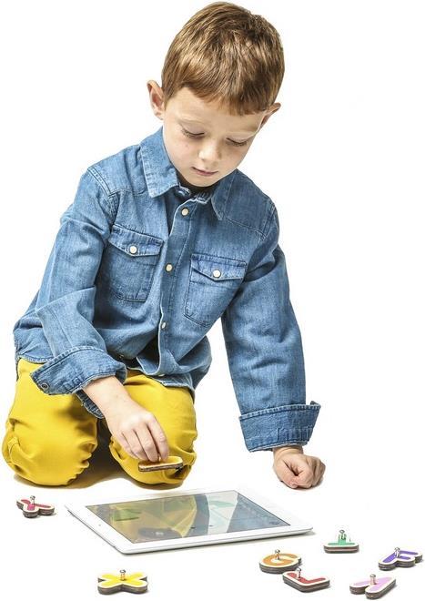 Actual product image Marbotic Smart-Letters (English)