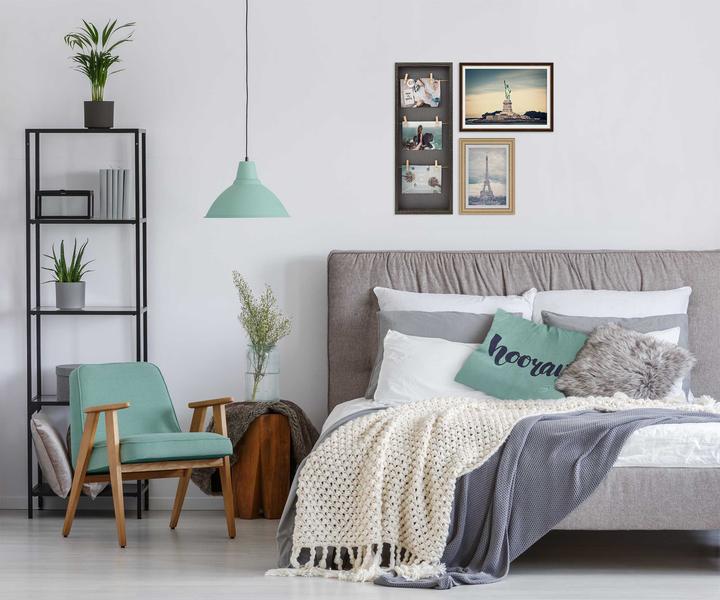 Actual product image Nielsen Collage with clothesline with clips (10 x 15 cm)