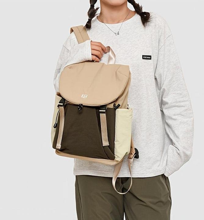 Actual product image Only-Bags.Store Nylon Freizeitrucksack - Leichte, einfarbige Reise-, Einkaufs- und Schultasche mit verstellbaren