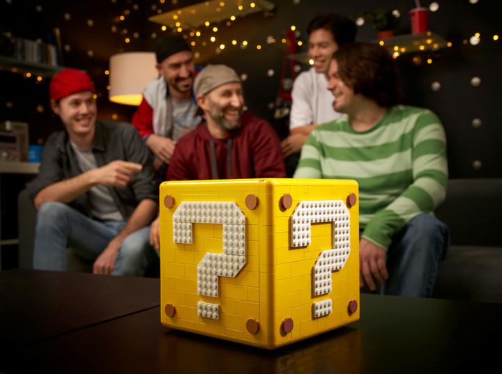 Actual product image LEGO Question Mark Block from Super Mario 64 (71395, LEGO Rare Sets, LEGO Super Mario)