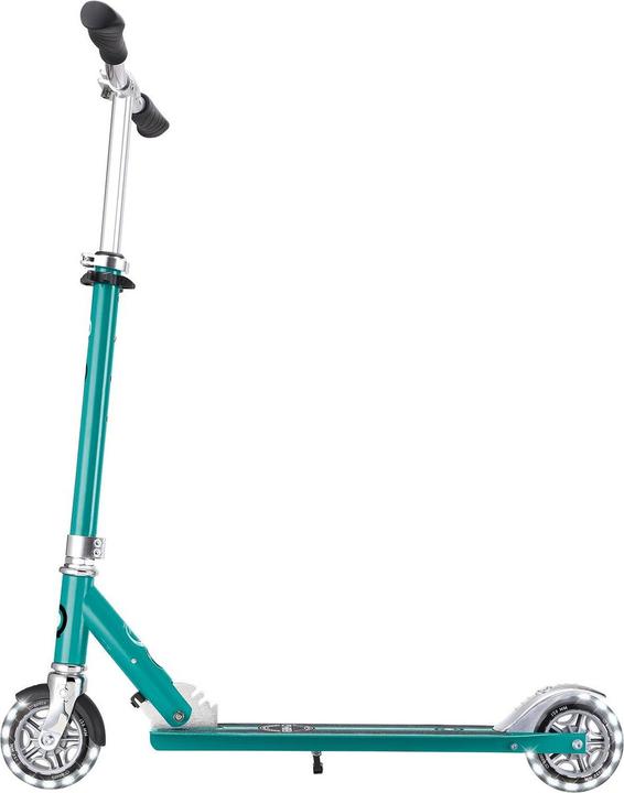 Actual product image Globber scooter Flow Element Lights, green, 721-307