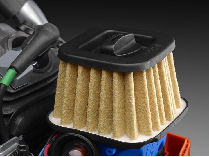 Actual product image Husqvarna Chainsaw 572 XP (Petrol chain saw)