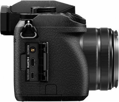 Actual product image Panasonic DMC-G70KAEGK Lumix G (14 - 42 mm, 16 Mpx, Micro Four Thirds)