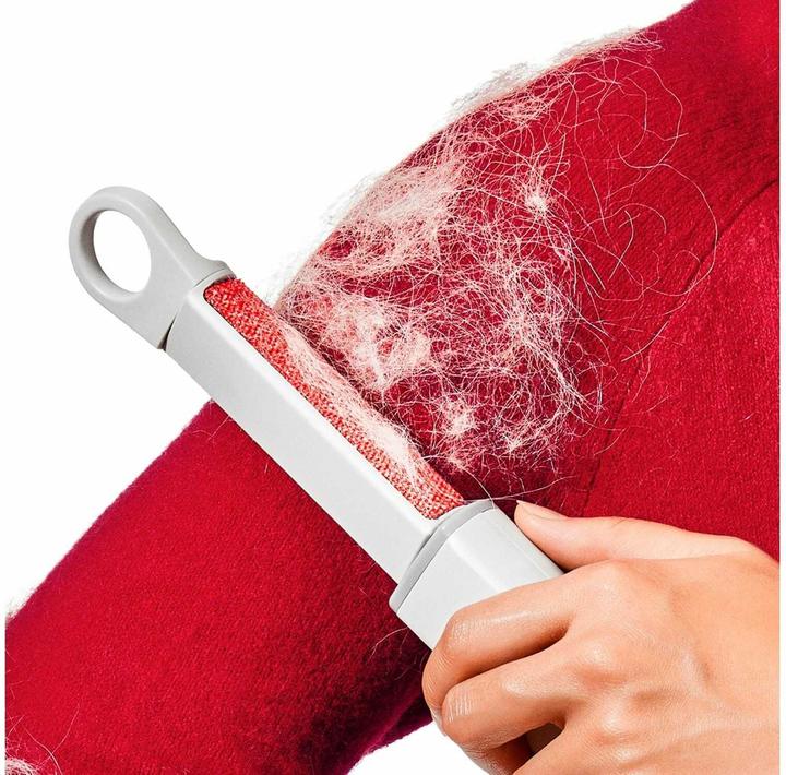 Actual product image OXO GG Lint Roller 18.3x4.1cm