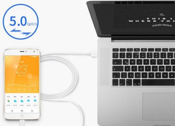 Produktbild PowerGuard Charge & Sync Adapter (Lightning, USB Typ C)