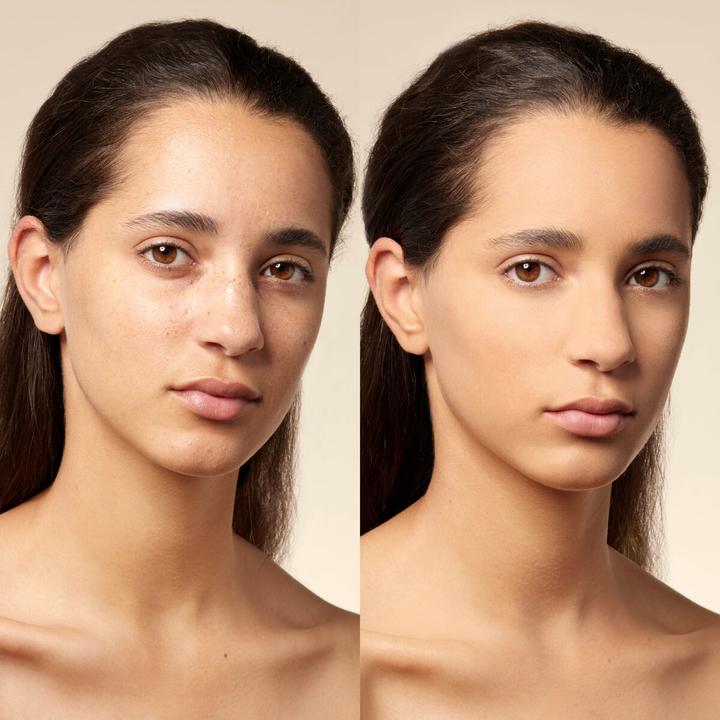 Actual product image Givenchy Prisme Libre Skin-Caring Matte Perfecting Foundation N.3-N250 (W280)
