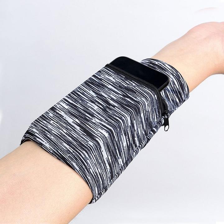 Produktbild Hurtel Fabric armband on the arm for running fitness, camo blue