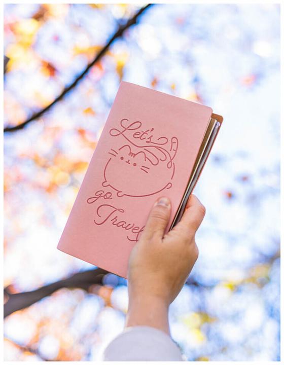 Immagine prodotto Pusheen Il gatto - Viaggiamo (A5, Righe, Copertina rigida)