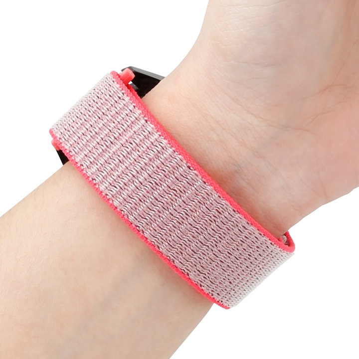 Actual product image Cadorabo Wristband for Samsung Galaxy Gear (22 mm, Nylon, Ticwatch Pro)