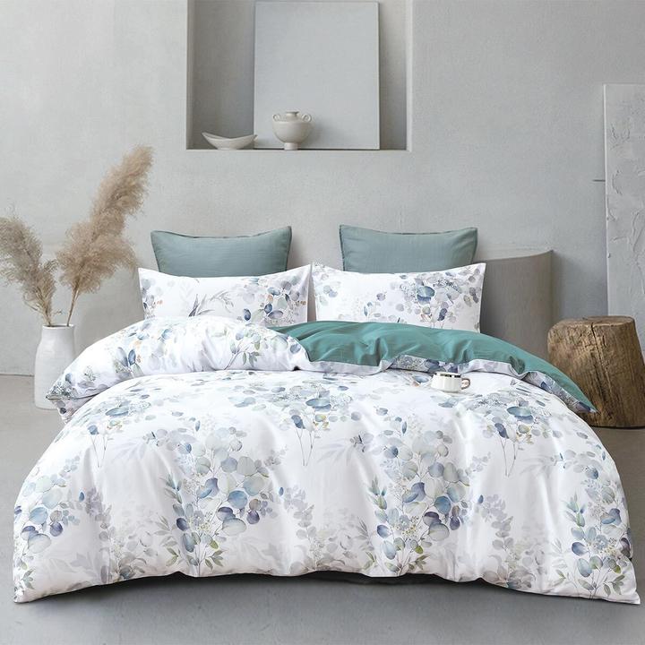 Actual product image Traumschlaf Lissabon (Bedding set, 135x200 cm + 80x80 cm)