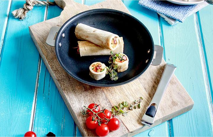 Immagine prodotto Cristel Padella Casteline Ø24cm antiaderente (24 cm, Padella per friggere, Acciaio inossidabile)