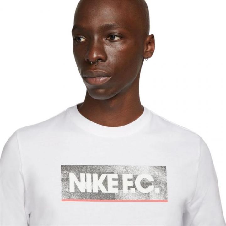 Immagine prodotto Nike Maglietta NK Fc Tee Seasonal Block Uomo Bianco DH7444 100 L (L)