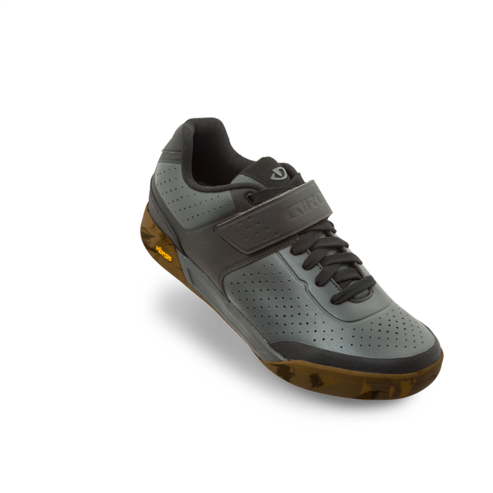 Actual product image Giro Chamber II (48)
