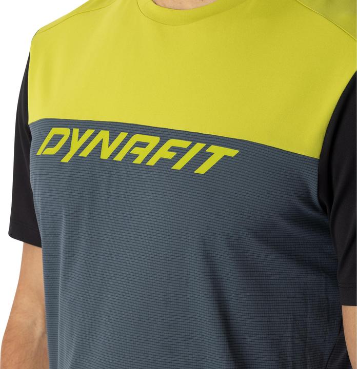 Actual product image Dynafit Traverse Light T-Shirt M (M)