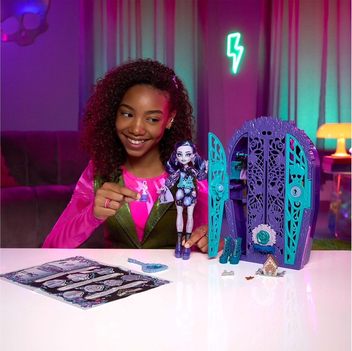 Actual product image Monster High Twyla