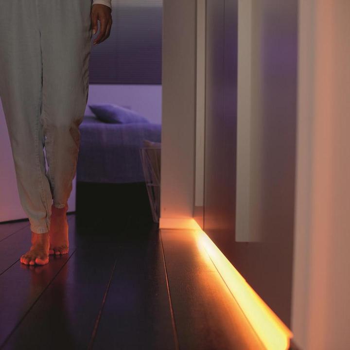 Actual product image Philips Hue Lightstrips BT Extension (RGBW, 100 cm, Indoor)