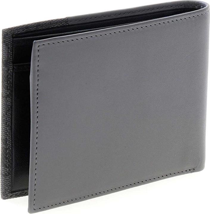 Actual product image Guess Milano Bifold
