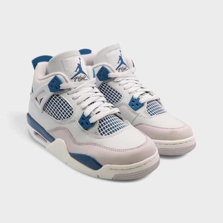 Produktbild Nike Air Jordan 4 (40)