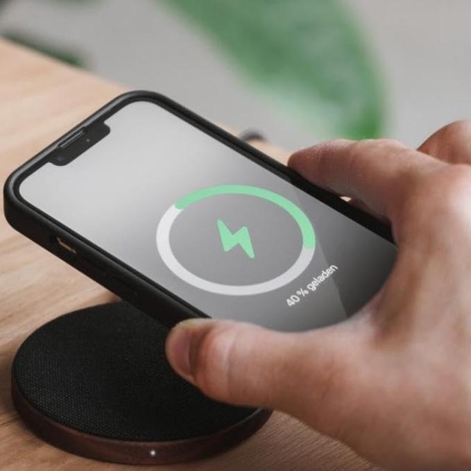 Actual product image Woodcessories Bumper Case MagSafe (Apple iPhone 15 Pro Max)