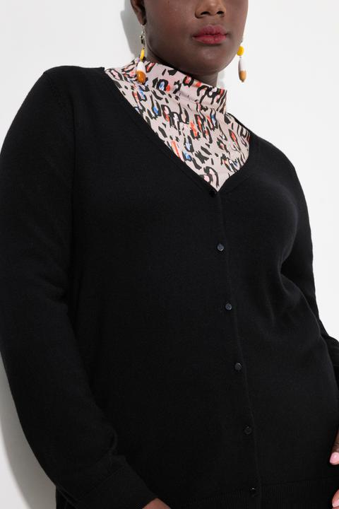 Produktbild Ulla Popken Strickjacke, edle Merinowolle, V-Ausschnitt, Knopfleiste (46, 48)