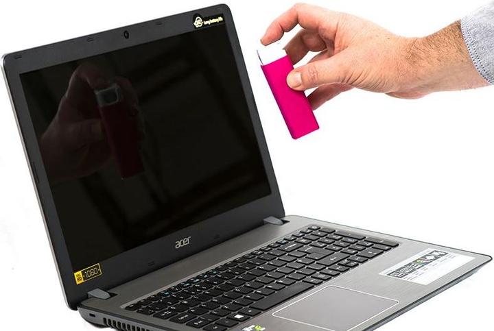 Actual product image cyoo Splash Antibacterial Screen Cleaner