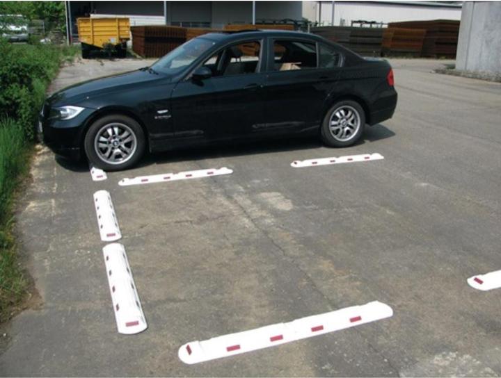 Produktbild HP Autozubehör Leitschwelle L1170xB150xH50mm Polypropylencarbonat weiss mit roten Reflexstreifen