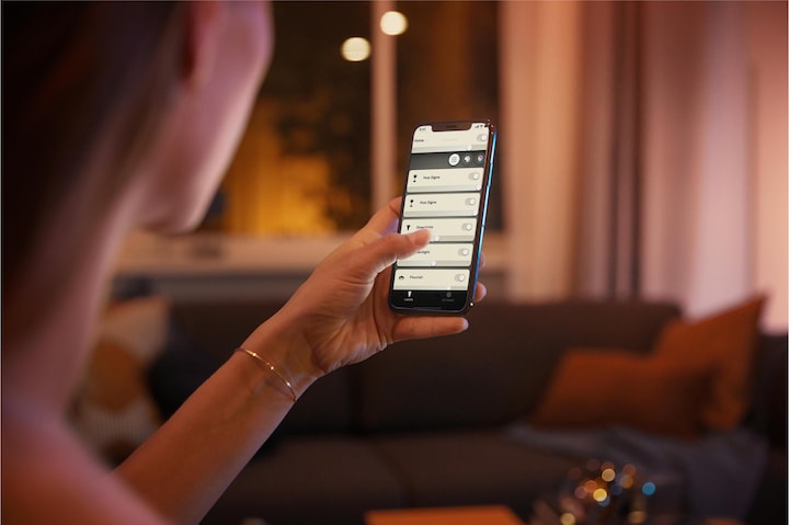 Actual product image Philips Hue White Ambiance (E27, 15 W, 1600 lm, 1 x, F)