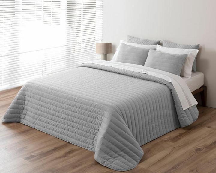 Actual product image Pierre Cardin Bedspread (quilt) LINO (270 x 235 cm)