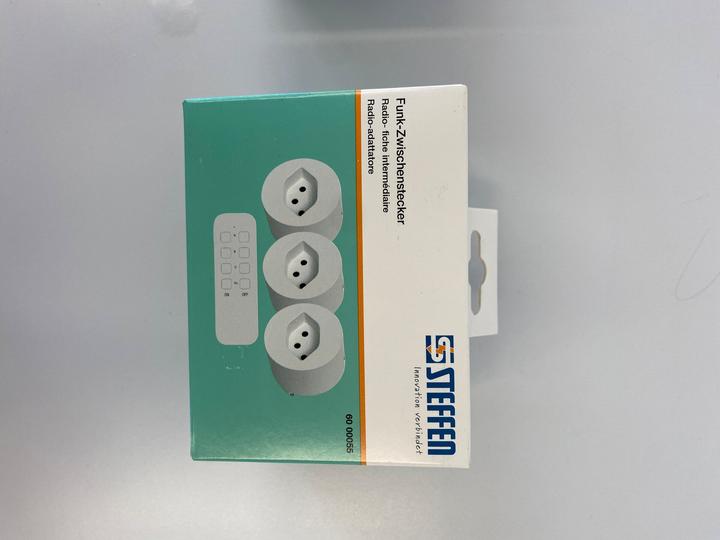 Produktbild Steffen Funk-Zwischenstecker mit Fernbedienung
