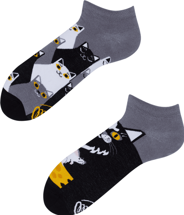 Actual product image Many Mornings Black Cat (Single pack, 35 - 38)