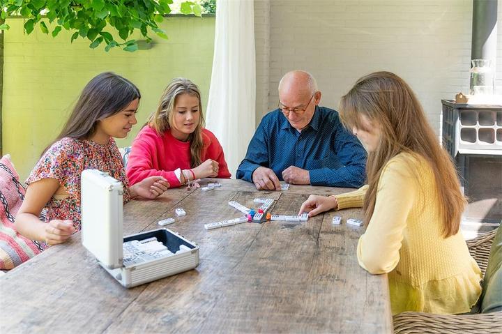 Produktbild Weible Mexican Train im Alukoffer (Deutsch, Französisch, 2 - 6 Spieler)