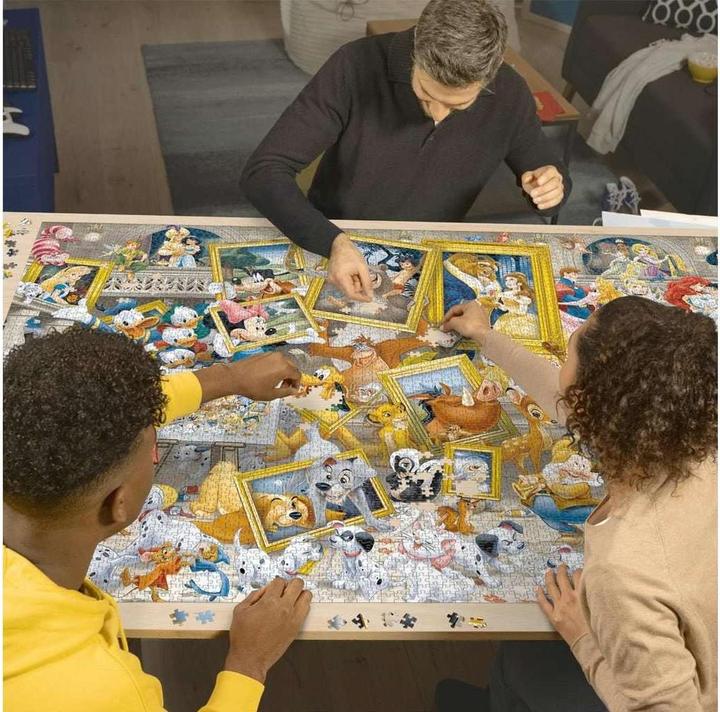 Actual product image Ravensburger Mickey Mouse as artist (5000 pieces)