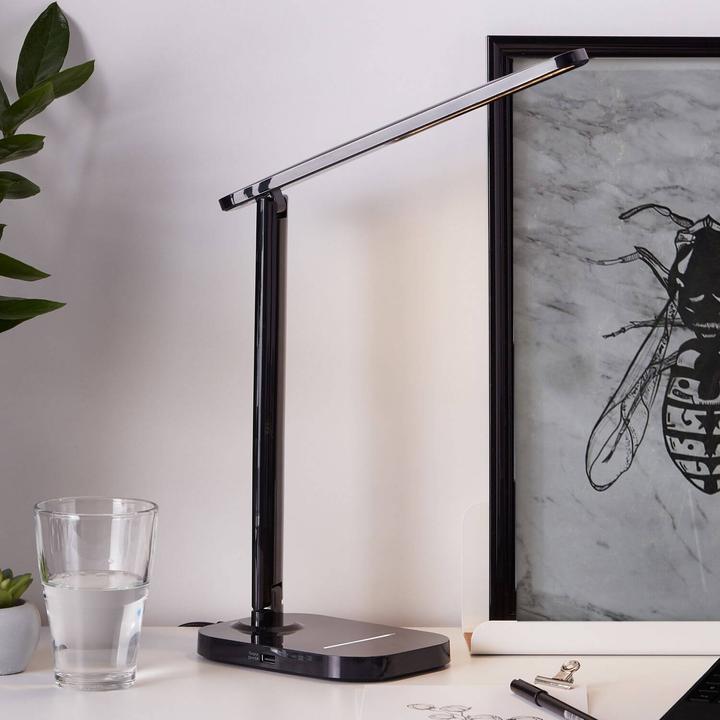 Image du produit Brilliant Vicari LED 6W / TL / 450lm / CCT / DIM / USB / NL Lampe de table (450 lm)