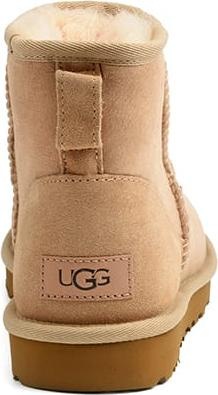 Produktbild Ugg Classic Mini II (37)