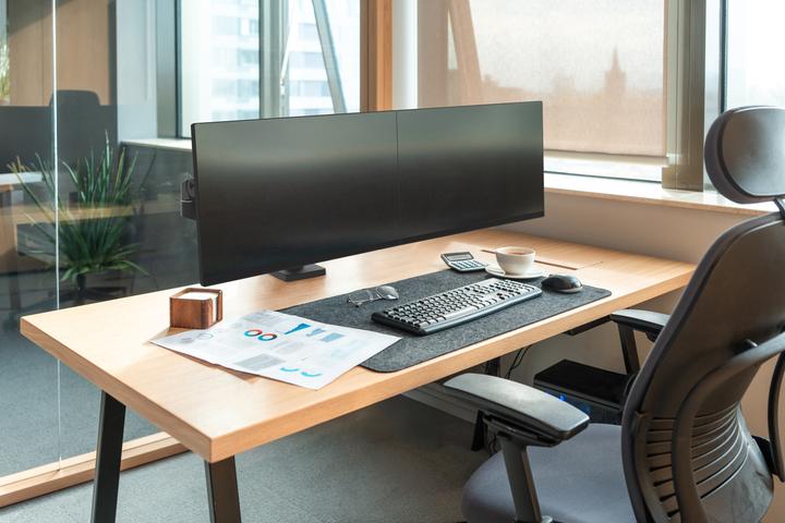 Actual product image Ergotron LX PRO ARM DUAL SIDE-BY-SIDEblack (Table, 27", 10 kg)