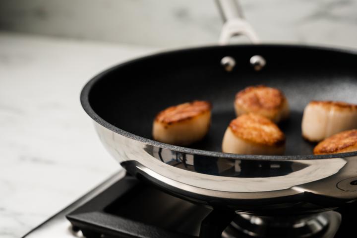 Actual product image Ninja SharkNinja C60020EU ZEROSTICK frying pan 20 cm (stainless steel) (Frying pan, Stainless steel)