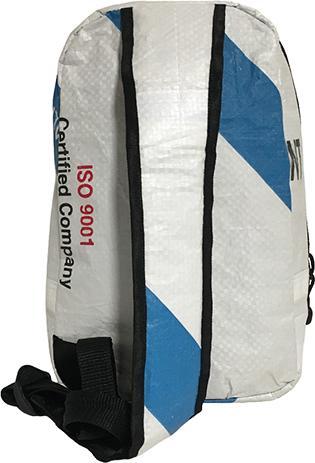 Produktbild Bekos Upcycling - Sling Rucksack medium aus recycelten Zementsäcke Elephant