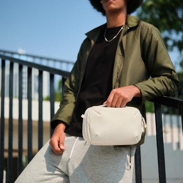 Actual product image Orbitkey Travel Sling 3L, Stone (3 l)