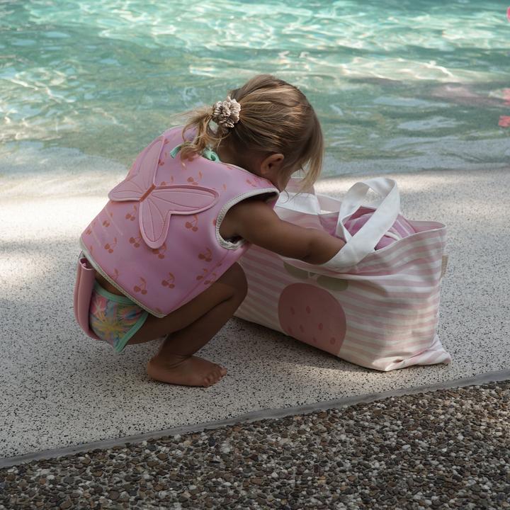 Produktbild Sunnylife Kidner Canvas Strandtasche Erdbeere Pink Stripe