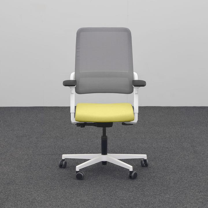 Produktbild Sitag Bürostuhl SitagXilium Mesh swissmade mit 4D Armlehnen, Gelb, Neu (45 - 58 cm)