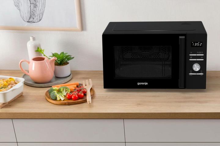 Actual product image Gorenje EB microwave w. grill (28 l)